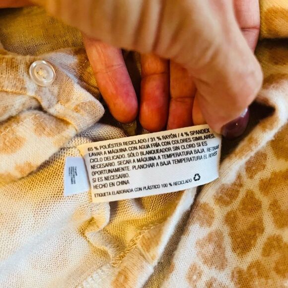 Colsie XS soft long sleeve leopard crop‎ Henley soft - Picture 5 of 8